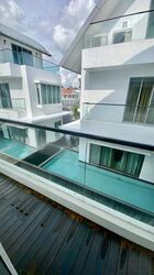 Meyer Road (D15), Terrace #586253151